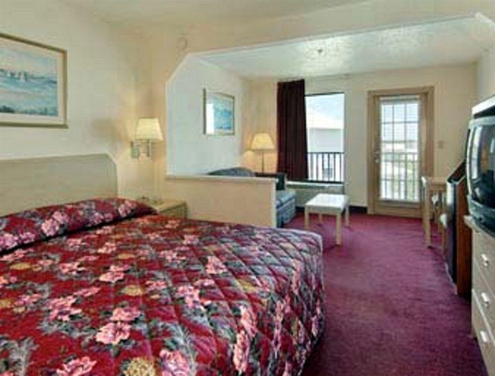Quality Inn & Suites Miramar Beach Exteriér fotografie